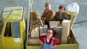 (v.l.) Nonna Elide (Evelina Gori), Nerino (Claudio Ricci), (vorne) Pippo (Francesco Scali)  Verwendung nur in Verbindung mit der Programmkommunikation.