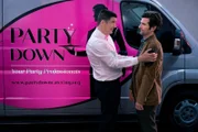Ron Donald (Ken Marino, l.); Henry Pollard (Adam Scott, r.)