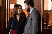 Roisin (Catherine Walker) und Michael (Emmett Scanlan)