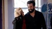 Ruth (Shelley Conn) und Michael (Emmett Scanlan)
