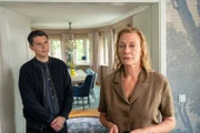 Nachdem ihr Gärtner vergiftet aufgefunden wurde, rückt Katrin Klare (Karen Böhne) in den Fokus der Ermittlungen. Das Opfer hatte am Abend vor seinem Tod noch in ihrem Garten gearbeitet. Gegenüber Kriminalkommissar Rico Sander (Benjamin Strecker) beteuert Klare jedoch, dass der Mann noch wohlauf gewesen sei als sie über Nacht das Haus verlassen hatte.