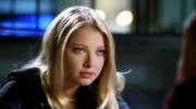 Morgan (Elisabeth Harnois) ist der festen Überzeugung, dass Prinz Najib Maria umgebracht hat, weil ihr seine arrogante, überhebliche Art nicht in den Kram passt.