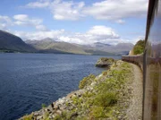 Der Royal Scotsman auf seiner Fahrt nach Plockton.