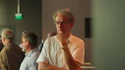 Mit dem Buch "Der Osten: eine westdeutsche Erfindung" dominierte der Leipziger Wissenschaftler Dirk Oschmann lange die Bestsellerlisten und füllt bis heute ostdeutsche Veranstaltungssäle. "Egal, was wir machen, egal, wie wir uns anstrengen", sagt Oschmann, "wir werden immer als das Andere wahrgenommen und abgestempelt."