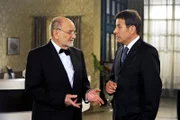 ARD ROTE ROSEN FOLGE 1084, Gunter (Hermann Toelcke, r.) versucht, Alfreds (Rolf Nagel, l.) Verdacht gegen Falk herunterzuspielen.