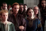 Eddie Redmayne (Jack), Hayley Atwell (Aliena).
