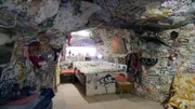 Leben im Untergrund: Bei Temperaturen von bis zu 50 Grad Celsius im Schatten wohnt die Hälfte der Einwohner von Coober Pedy in Australien lieber "down under". Die in den Sandstein gegrabenen Unterkünfte sind zu jeder Jahreszeit angenehm temperiert.