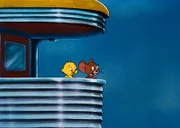 Im Vogelnest fühlt Jerry sich sicher vor Kater Tom.