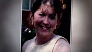 Adrianes Freundin Lily. Adriane lernt die extrovertierte Lily kennen und die beiden freunden sich an. Doch in einer Halloween-Nacht werden die Freundinnen mit ihrem schlimmsten Albtraum konfrontiert.