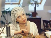 Die querschnittsgelähmte Anna Wolf ist Schmuckdesignerin, hat aber längst die Hoffnung auf eine Karriere und vor allen Dingen auf Liebe längst aufgegeben...