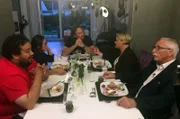 V.l.: Christopher, Sue, Gastgeber Daniel, Helle und Karl "Charly"