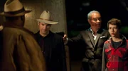 L-R: Raylan Givens (Timothy Olyphant), Robert Quarles (Neal McDonough)