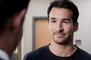 Station 19 Staffel 4 Folge 9 Loslassen fällt ihm schwer: Jay Hayden als Travis Montgomery