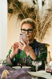 Maren Kroymann in „Kroymann und das liebe Geld“