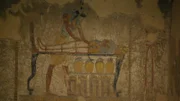 Der schakalköpfige Anubis ist der Gott der Totenriten und der Einbalsamierung. Er begleitet die Verstorbenen ins Jenseits.