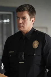Kate Beckett(Stana Katic, l), Richard Castle(Nathan Fillion, r)