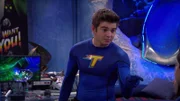 Max Thunderman (Jack Griffo)