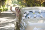 Constance Carmell (Jane Lynch)