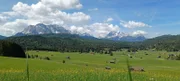 Blick zum Wettersteingebirge.
