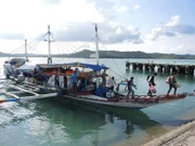 Banca-Boat-Fähren sind auf den Philippinen weit verbreitet.