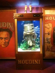 Houdini tank.