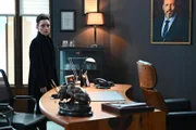 ACHTUNG SPERRFRIST! Die Veröffentlichung dieses Motives ist für alle ONLINE-MEDIEN (außer Programm-Presse) erst ab dem 31.12.2024 frei. Simone (Tatjana Clasing) quält sich in dem Wissen, für das Leid ihrer Lieben verantwortlich zu sein.