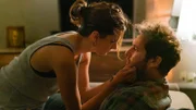 Emily Byrne (Stana Katic) und Tommy Gibbs (Angel Bonanni)