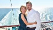 Endlich vereint. Doch kann Anne (Nele Kiper) mit der Ungewissheit leben, ob das Herz ihres verstorbenen Mannes in Bastians (Martin Gruber) Brust schlägt?