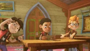 Zoe, Finn und Alexander geben alles, um dem Inspekteur zu beweisen, wie gut sie von ihrer Lehrerin Käpt'n Raubein unterrichtet wurden.