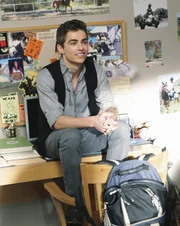 Genießt sein Studentenleben: Cole (Dave Franco) ...