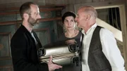 v.li.: Klaus Tribusser (Alexander Linhardt), Hilde Tribusser (Karin Kienzer), Tribusser sen. (Johannes Seilern).