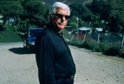 Dr. Mark Sloan (Dick Van Dyke)