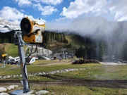 Snow cannon
