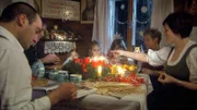 Wie überall in den Alpen werden auch im steirischen Sölktal althergebrachte Weihnachtstraditionen bewahrt - etwa das gemeinsame Basteln des Christbaumschmucks.