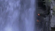 Waghalsiges Hobby - Canyoning im Tessin