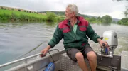 Ernst August Hannemann kennt die Werra seit seiner Kindheit. Der Fluss leidet unter den Folgen von Salzeinleitungen.