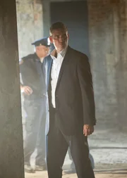 John Reese (Jim Caviezel)