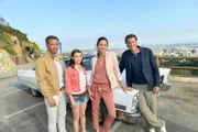 "Das Traumschiff: Los Angeles" mit Ralf (Jan Sosniok), Sophie (Janina Fautz), Clara (Ellenie Salvo Gonzales) und Christoph (Herbert Ulrich).