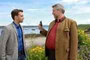 Stadler (Dieter Fischer, r.) verdächtigt Frank Buchner (Günter Bubbnik, l.) seinen Geschäftspartner erschossen haben.