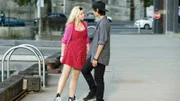 Kat (Alicia Banit) ist wie immer charmant frech. Sie kommt Christian (Jordan Rodrigues) sehr nahe und trifft mit ihren Aussagen mal wieder ins Schwarze.