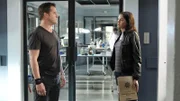 Nick (George Eads) und Sara (Jorja Fox) sollen einen Mann aufsuchen, der sowohl seine Frau als auch sein Haus als vermisst gemeldet hat.