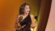 Los Angeles, 5. Februar 2024: Miley Cyrus erhält bei der 66. Grammy-Verleihung den Preis für das Album des Jahres.