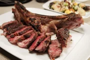 Das 240 Tage trocken gereifte Steak ist der Stolz von Dallas.