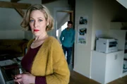 ARD/NDR UNGEBETENE GÄSTE - DER USEDOM-KRIMI, Dana Bernard (Stephanie Japp) wird erpresst.