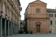 Das Zentrum der italienischen Stadt Imola mit seinen gepflasterten Straßen hat sich seit dem 16. Jahrhundert kaum verändert.