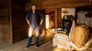 Der Bergdoktor Staffel 14 Folge 1 Auf dem Dachboden des Gruberhofs: Hans Sigl als Bergdoktor Dr. Martin Gruber