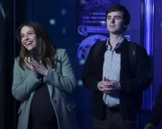 Lea Dilallo (Paige Spara) und Dr. Shaun Murphy (Freddie Highmore).