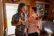 Catrine (Nadine Menz) ist überrascht, dass Pelle (Stefan Gorski) Trompete spielt. Seine Trompete hat ihr Großvater, ein renommierter Trompetenbauer, hergestellt.