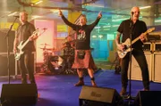 Die Stranglers begeistern im Ground Control mit ihren typischen Synthiesounds und Arpeggios.
