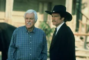 Dr. Mark Sloan (Dick Van Dyke, l.); Steve Sloan (Barry Van Dyke, r.)